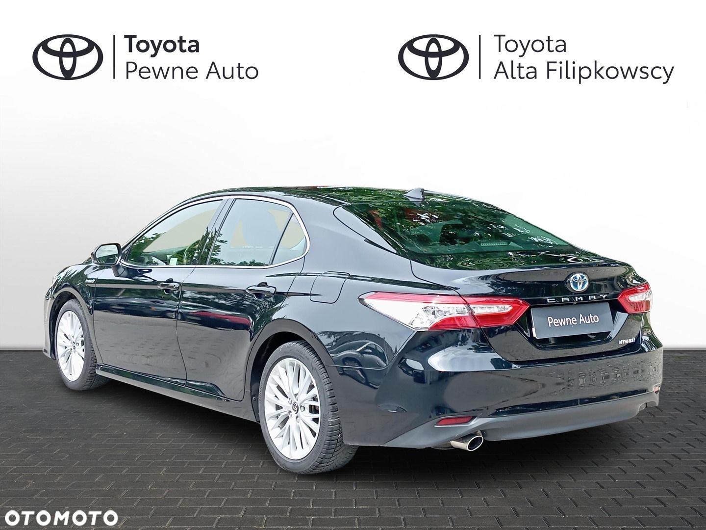 Toyota Camry - 5