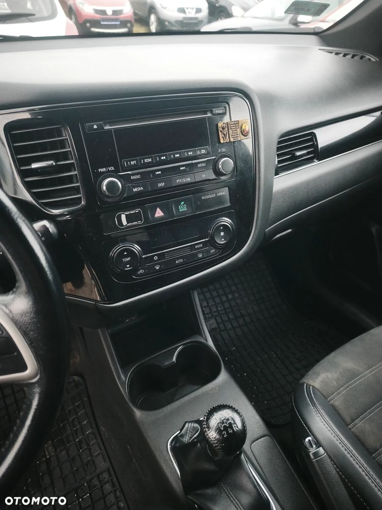 Mitsubishi Outlander 2.0 2WD Plus - 5