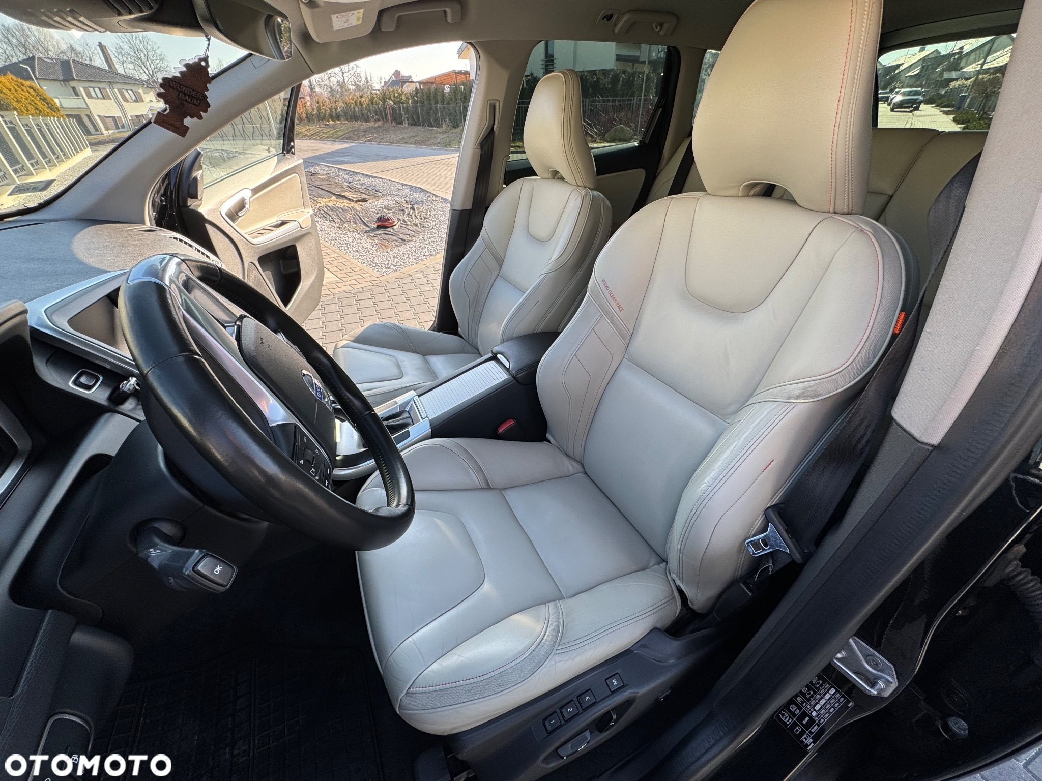 Volvo XC 60 D4 Drive-E Ocean Race - 18