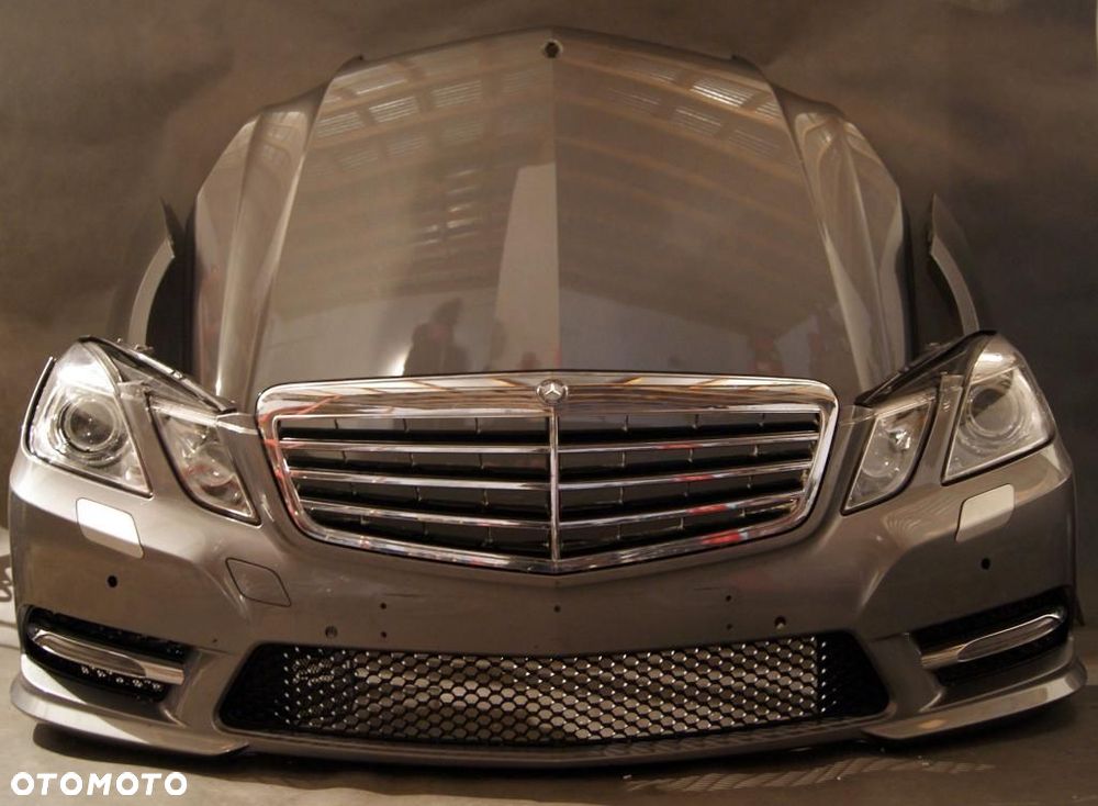 MERCEDES W212 MASKA BŁOTNIKI LAMPY CHŁODNICE AMG - 1