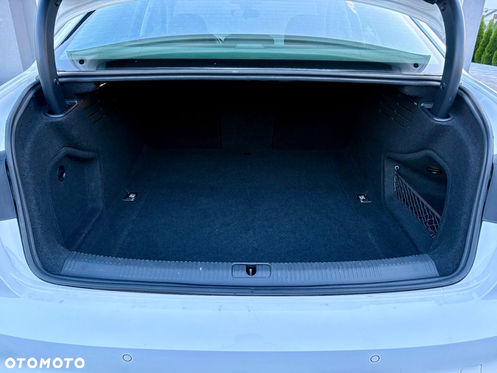 Audi A4 Limousine 35 TFSI S tronic - 20