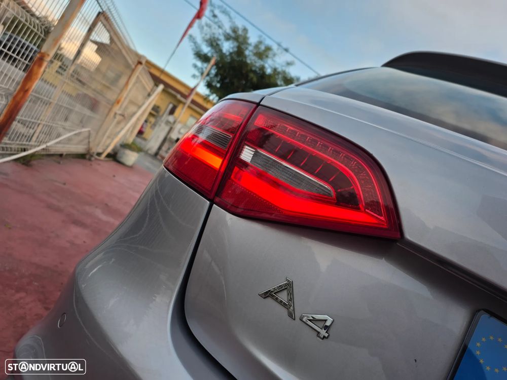 Audi A4 Avant 2.0 TDI multitronic S-line - 18