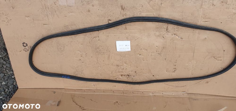 Uszczelka klapy bagażnika Seat Ibiza IV 3D 6J3827705 - 1