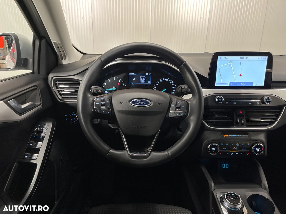 Ford Focus 1.0 EcoBoost Trend Edition - 6