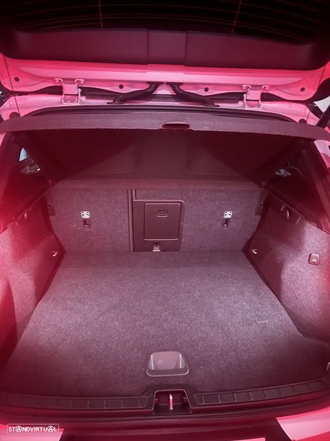 Volvo XC 40 1.5 T5 PHEV R-Design - 8