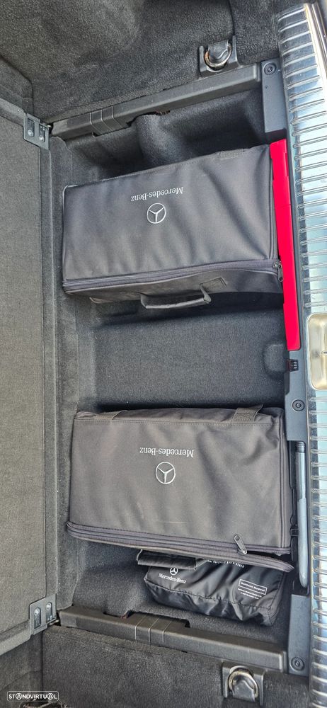 Mercedes-Benz E 300 de 4Matic 9G-TRONIC AMG Line - 14