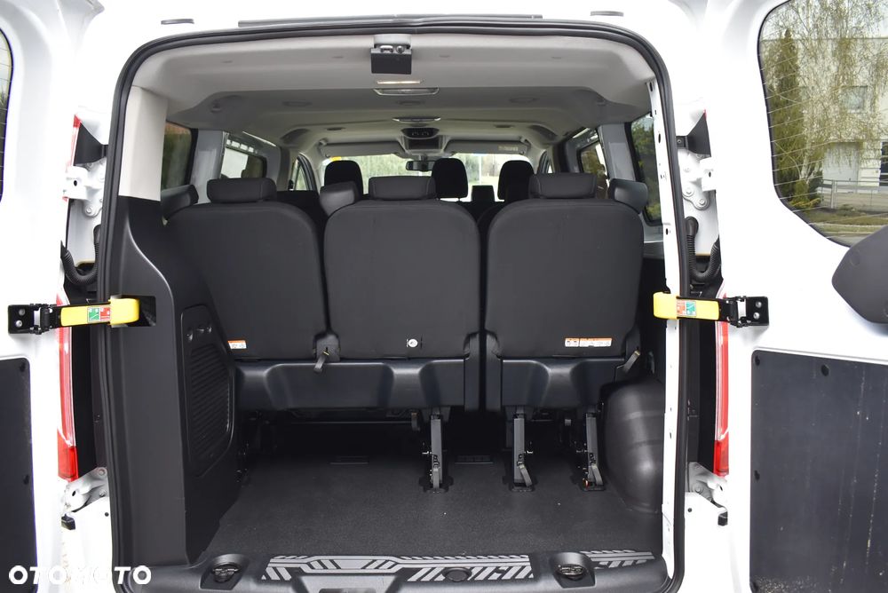 Ford Transit Custom - 32