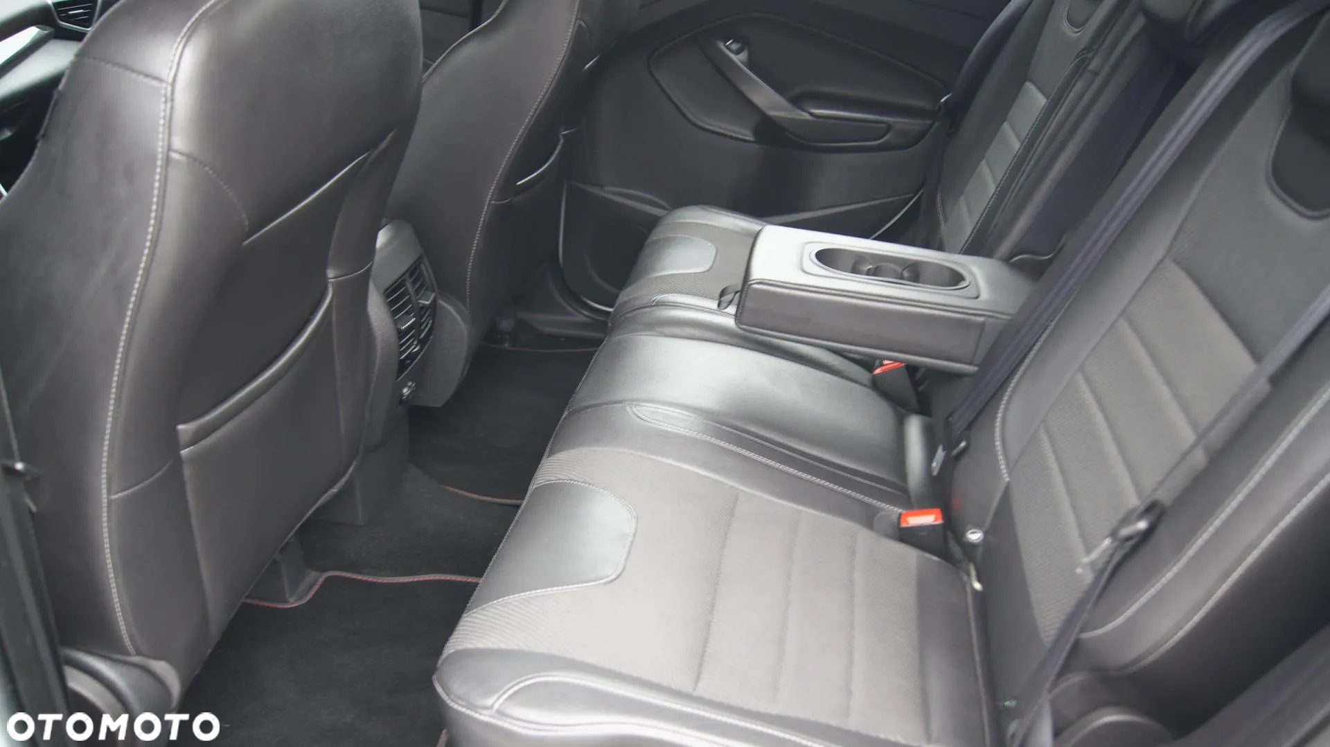 Ford Kuga 1.6 EcoBoost FWD Titanium Plus ASS - 11