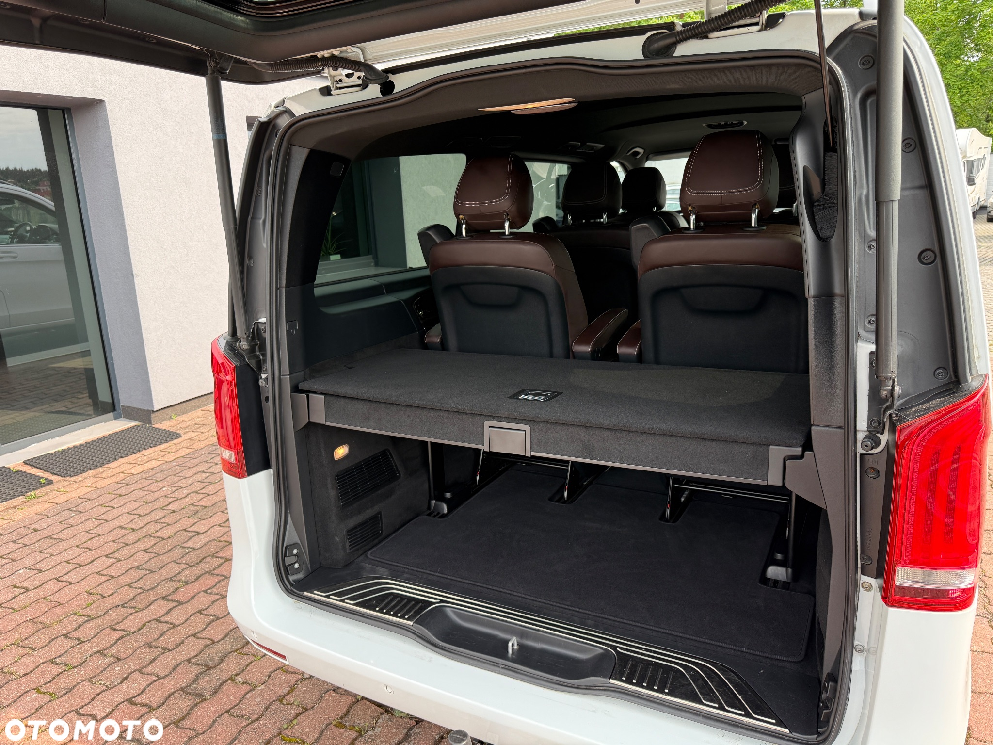 Mercedes-Benz Klasa V 250 (BlueTEC) d Avantgarde 7G-Tronic - 15