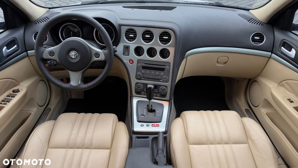 Alfa Romeo 159 2.4 JTDM 20V DPF Q-Tronic Turismo - 2