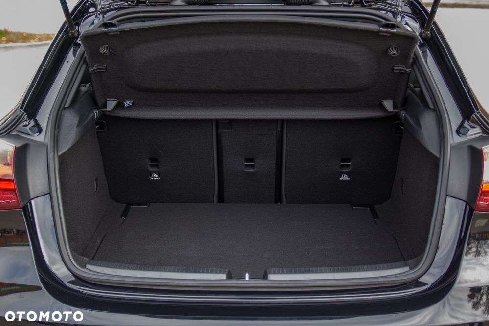 Mercedes-Benz Klasa A 220 4-Matic AMG Line 8G-DCT - 23