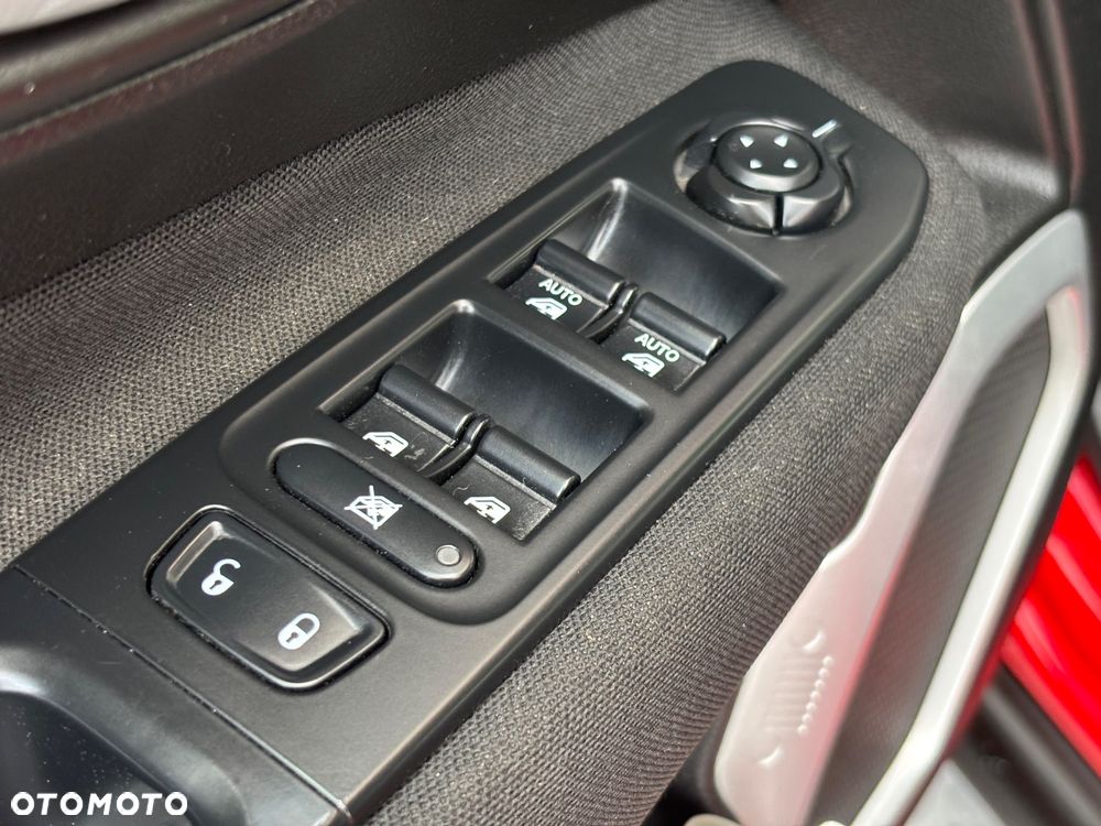 Jeep Renegade 1.4 MultiAir Longitude - 13