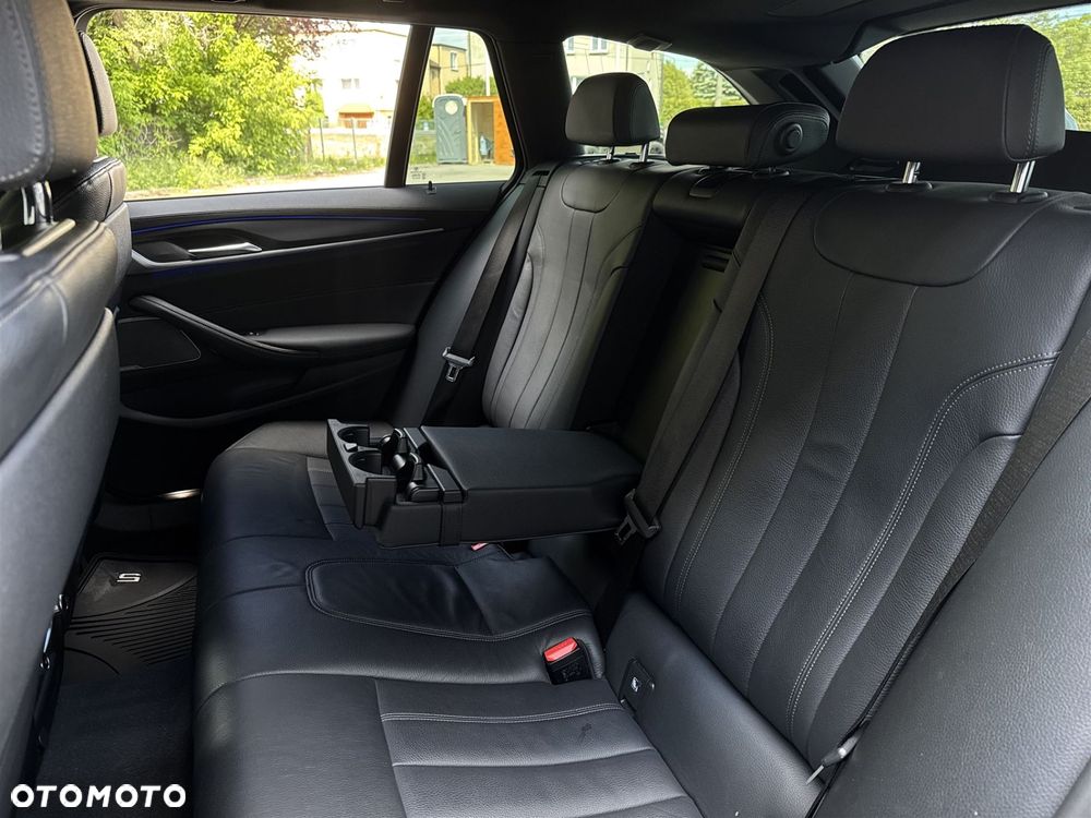 BMW Seria 5 - 24