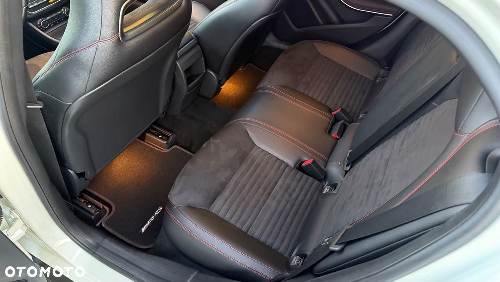 Mercedes-Benz GLA 250 4-Matic - 17