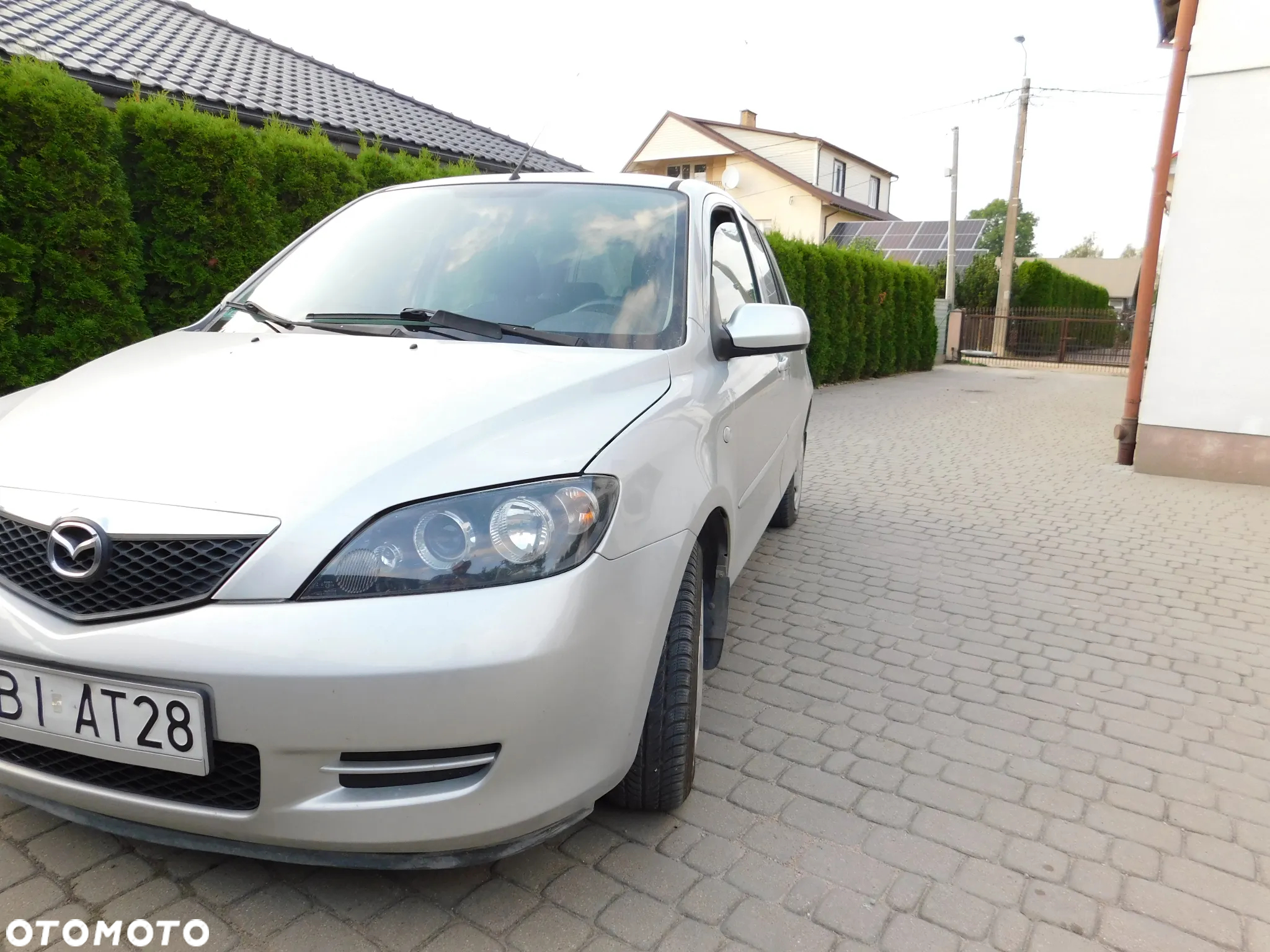 Mazda 2 - 16