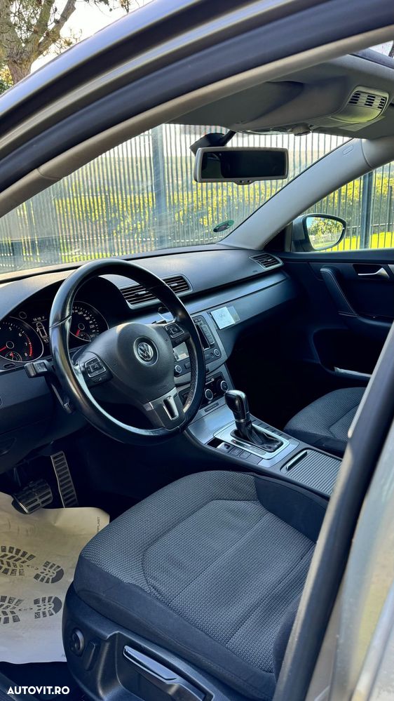 Volkswagen Passat - 7