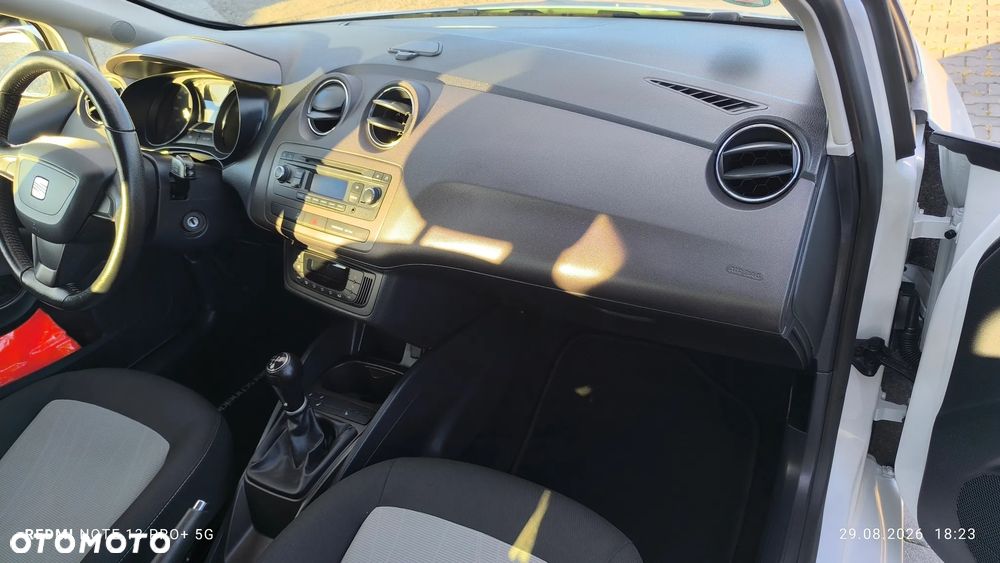 Seat Ibiza 1.4 16V Style - 28