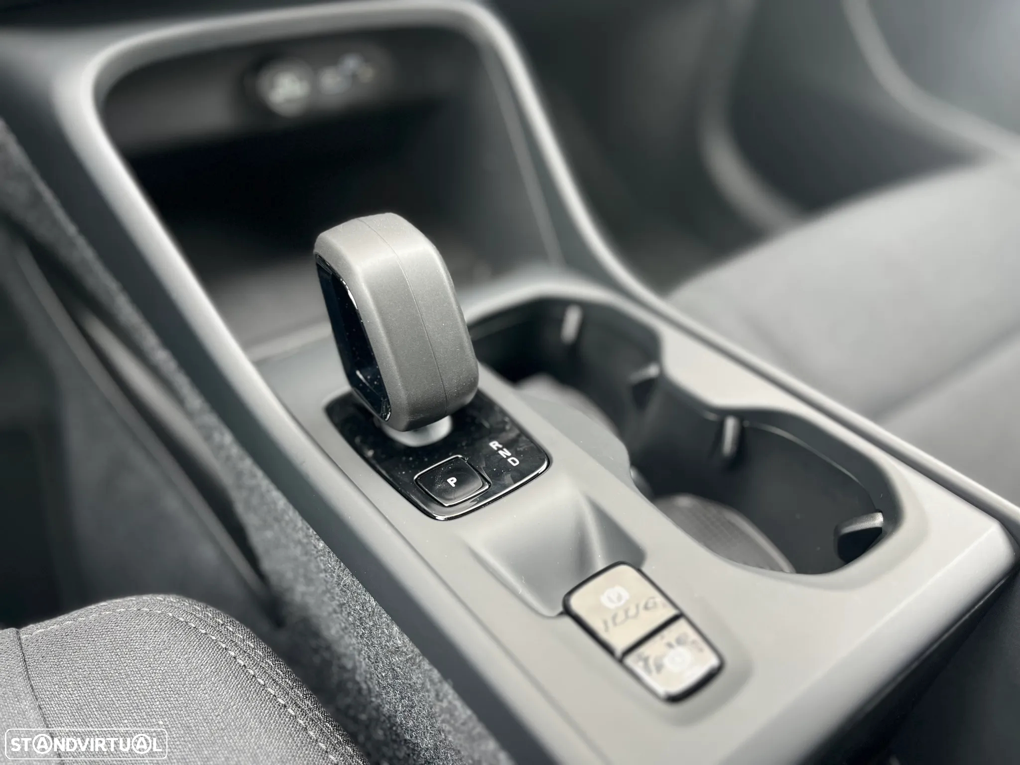 Volvo XC 40 2.0 B3 Essential - 17