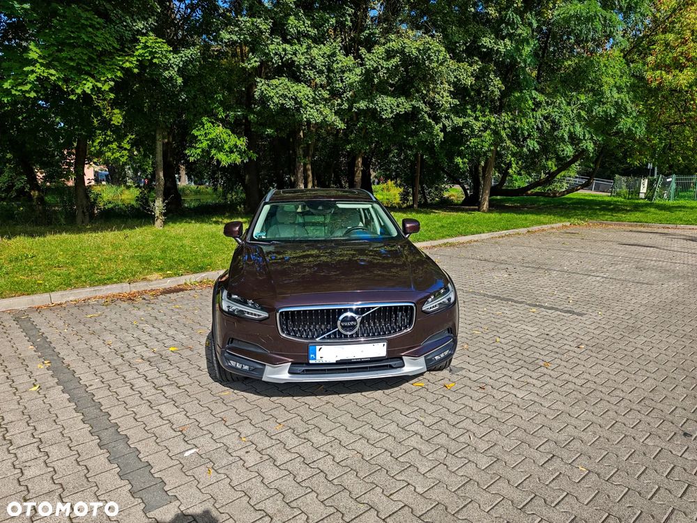 Volvo V90 - 2