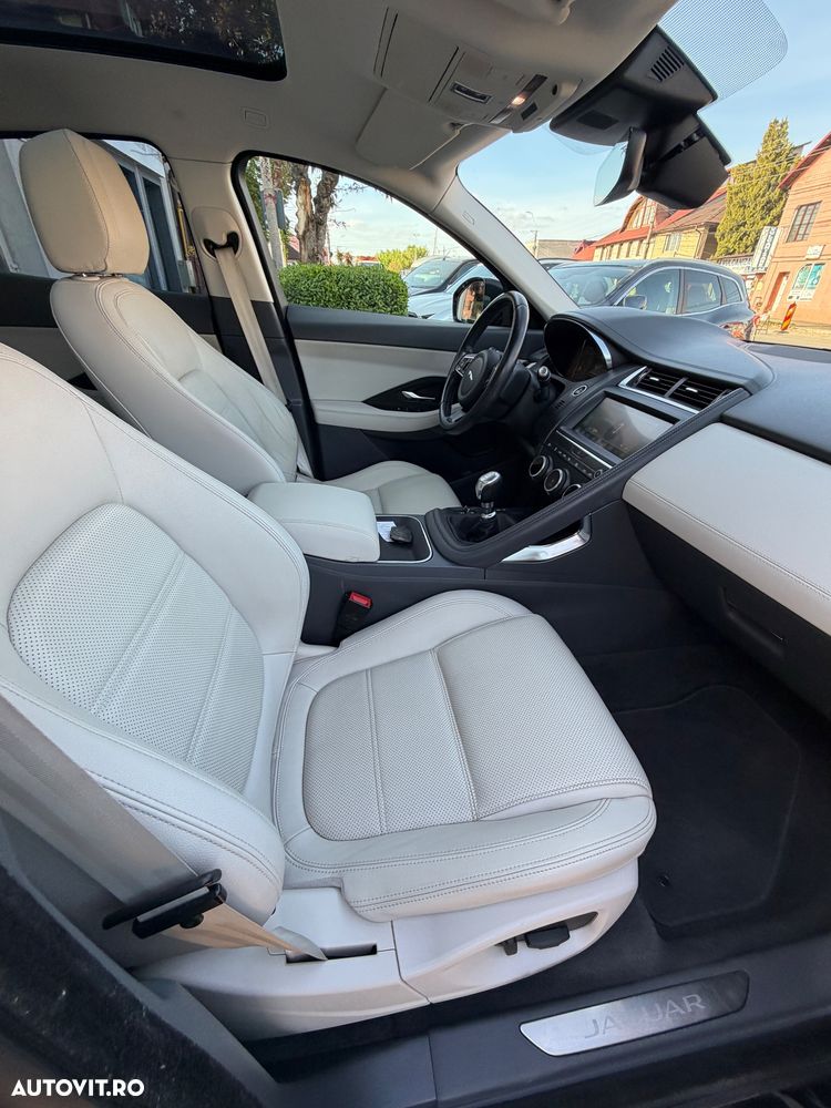 Jaguar E-Pace - 14