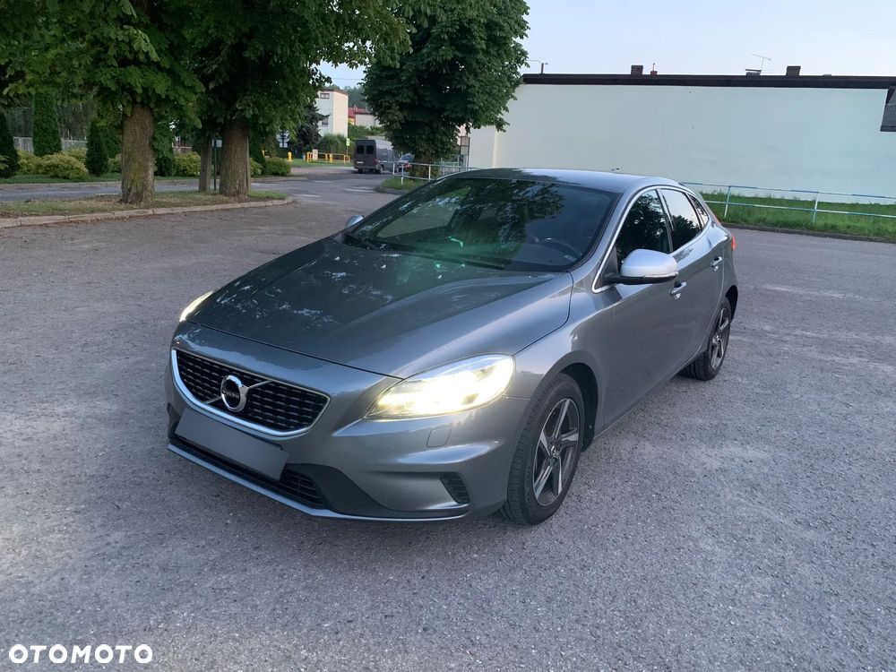 Volvo V40 D3 Drive-E R-Design Momentum - 5