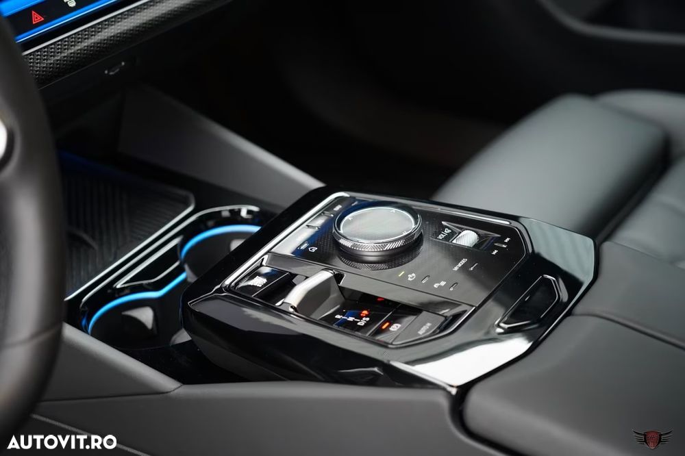 BMW Seria 5 520d xDrive Aut. - 12