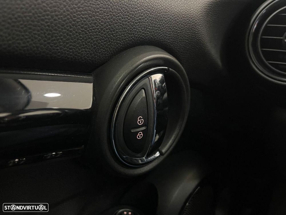 MINI 5 Portas One D - 38