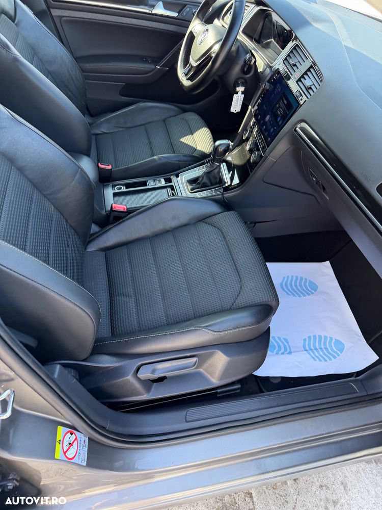 Volkswagen Golf 1.6 TDI DPF DSG MATCH - 16