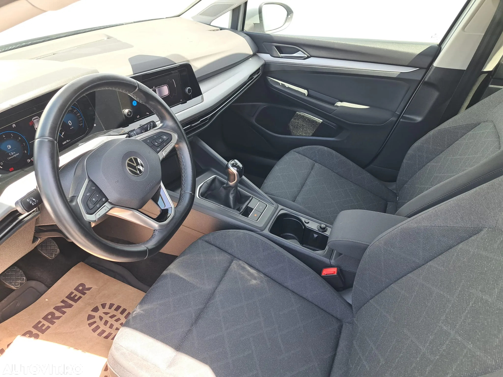 Volkswagen Golf 1.0 TSI Life - 39
