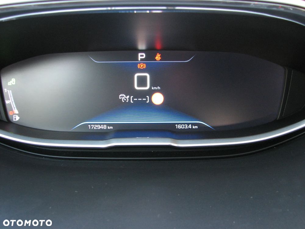 Peugeot 3008 BlueHDi 130 Stop & Start EAT8 Allure Pack - 26