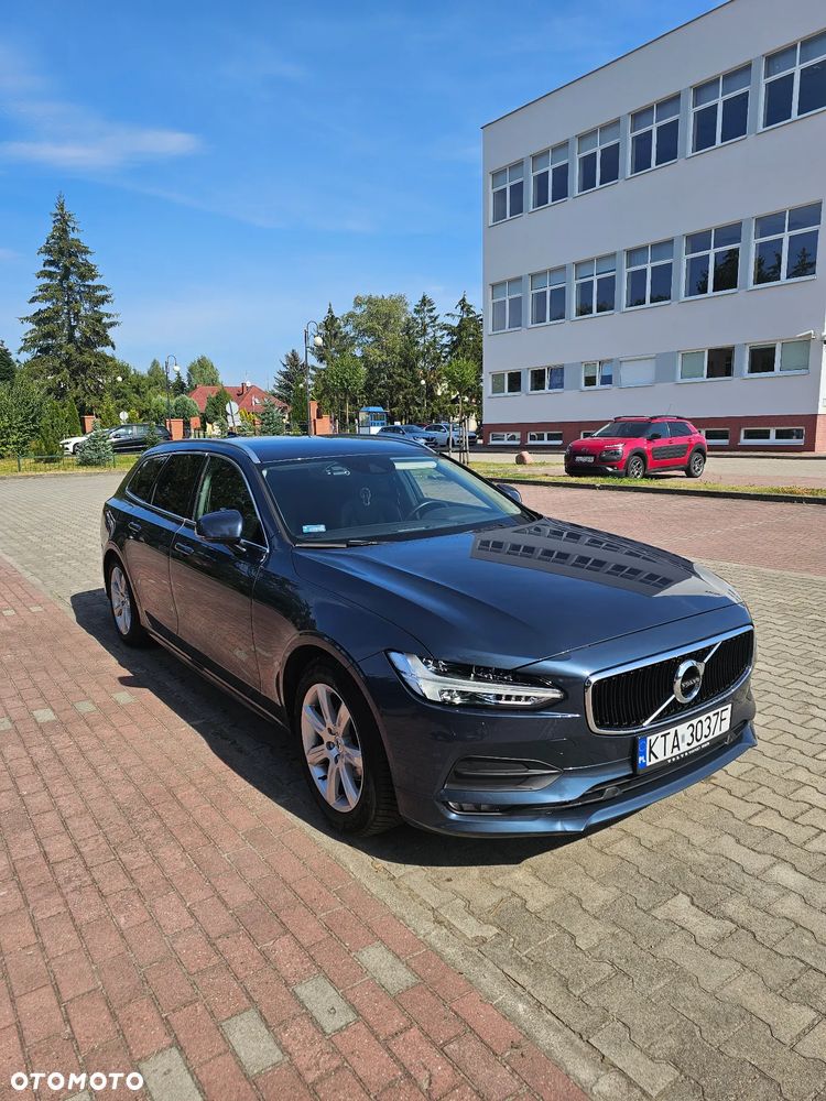 Volvo V90 D4 Momentum - 3