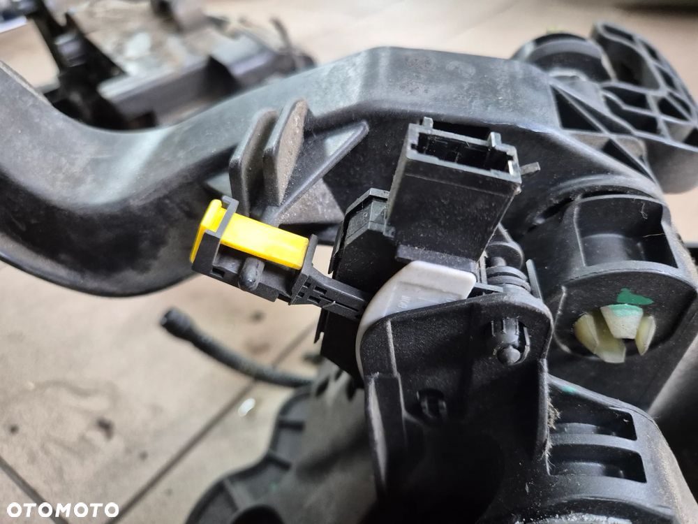 PEDAŁY KOMPLETNE START-STOP FIORINO IV NEMO BIPPER 08r.+ - 5