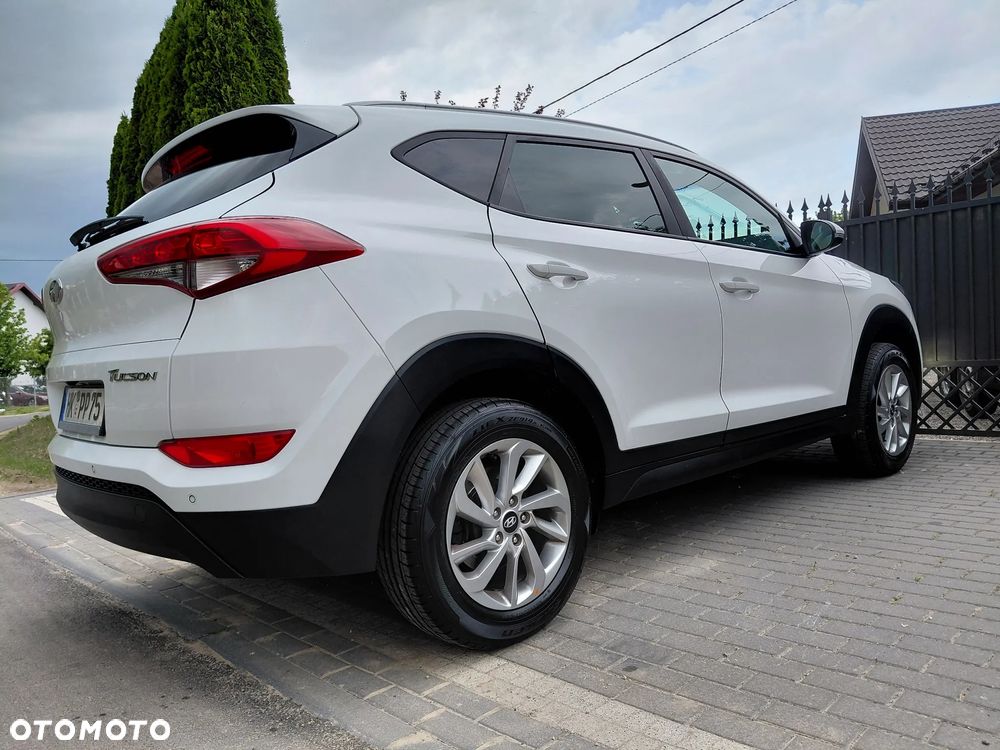 Hyundai Tucson 1.6 GDI BlueDrive Style 2WD - 22