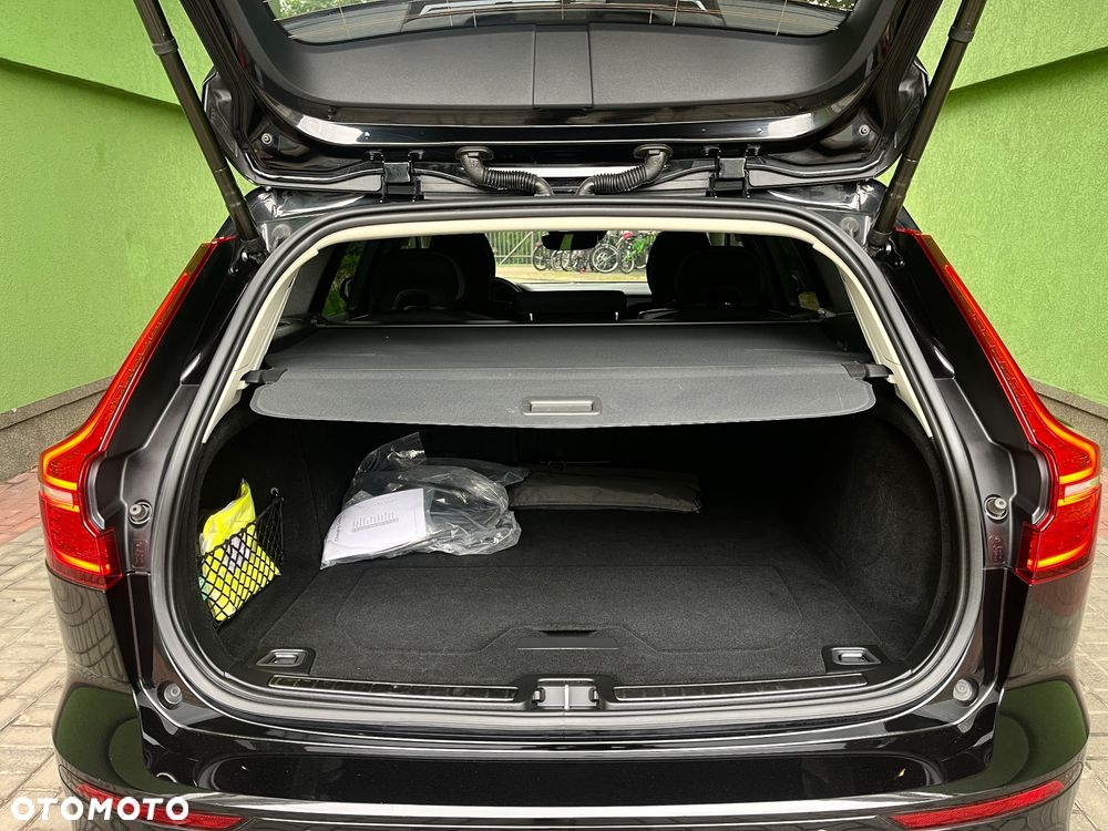 Volvo V60 T6 AWD Plug-In Hybrid Inscription Expression - 22