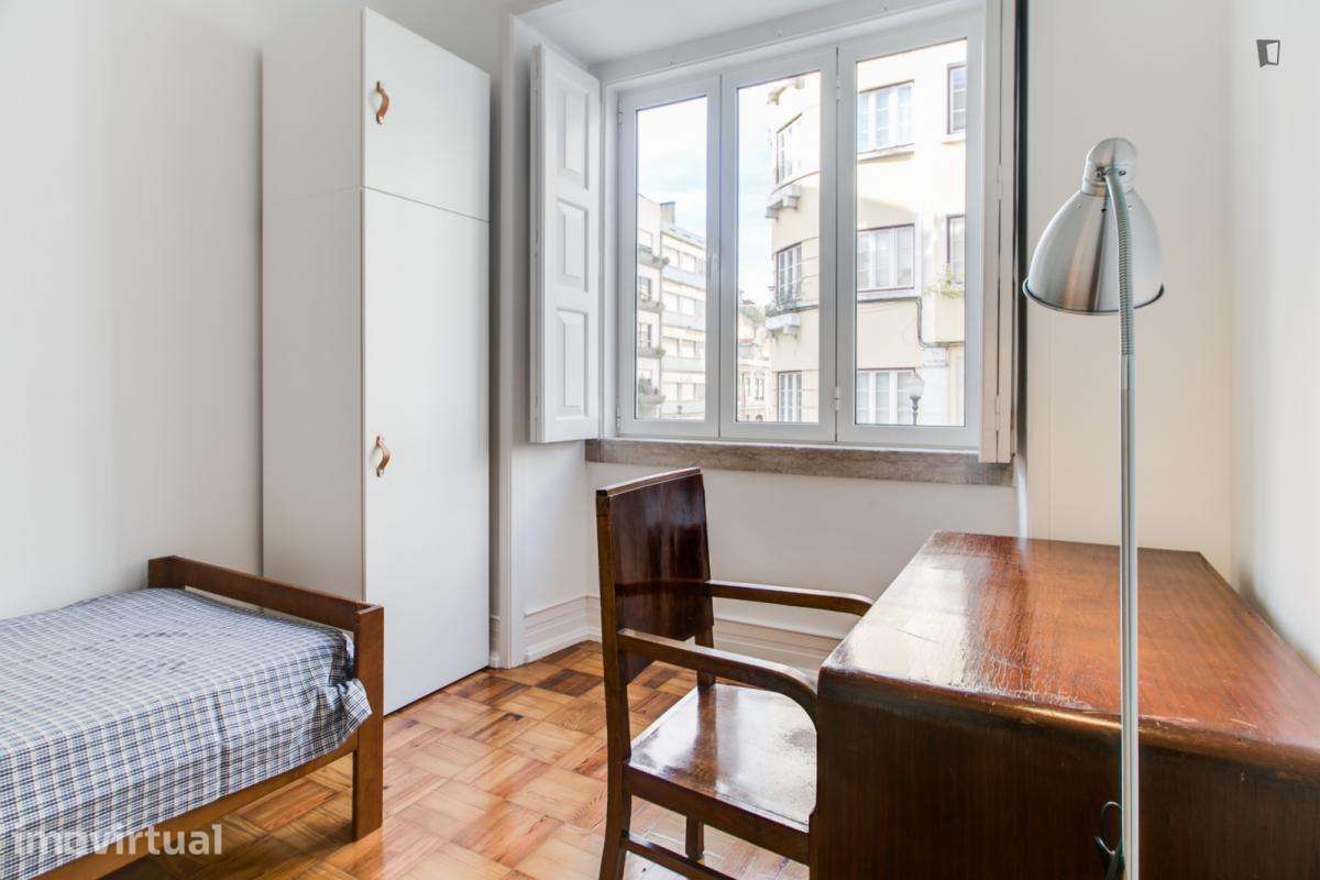 Quarto - localizado em Alcântara Lisbon - Grande imagem: 3/13
