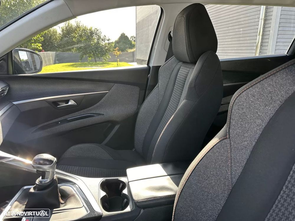 Peugeot 5008 1.2 PureTech Allure - 39
