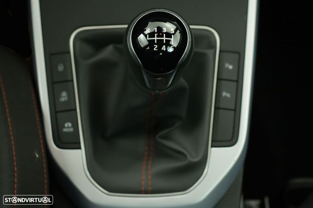 SEAT Arona 1.0 TSI FR - 13