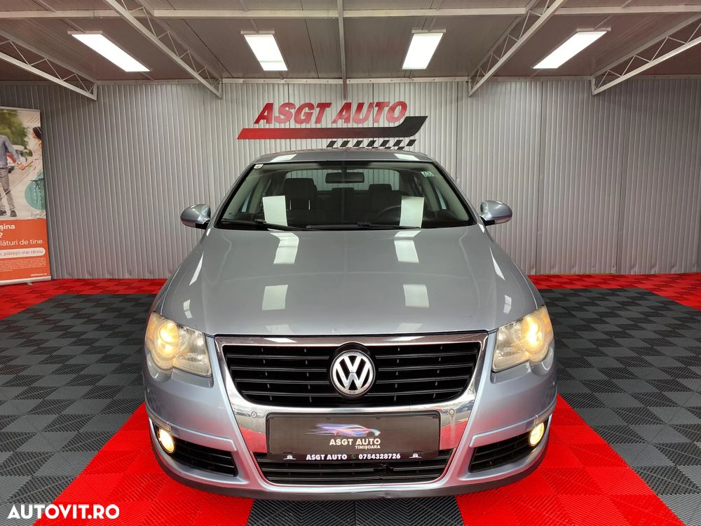 Volkswagen Passat - 2