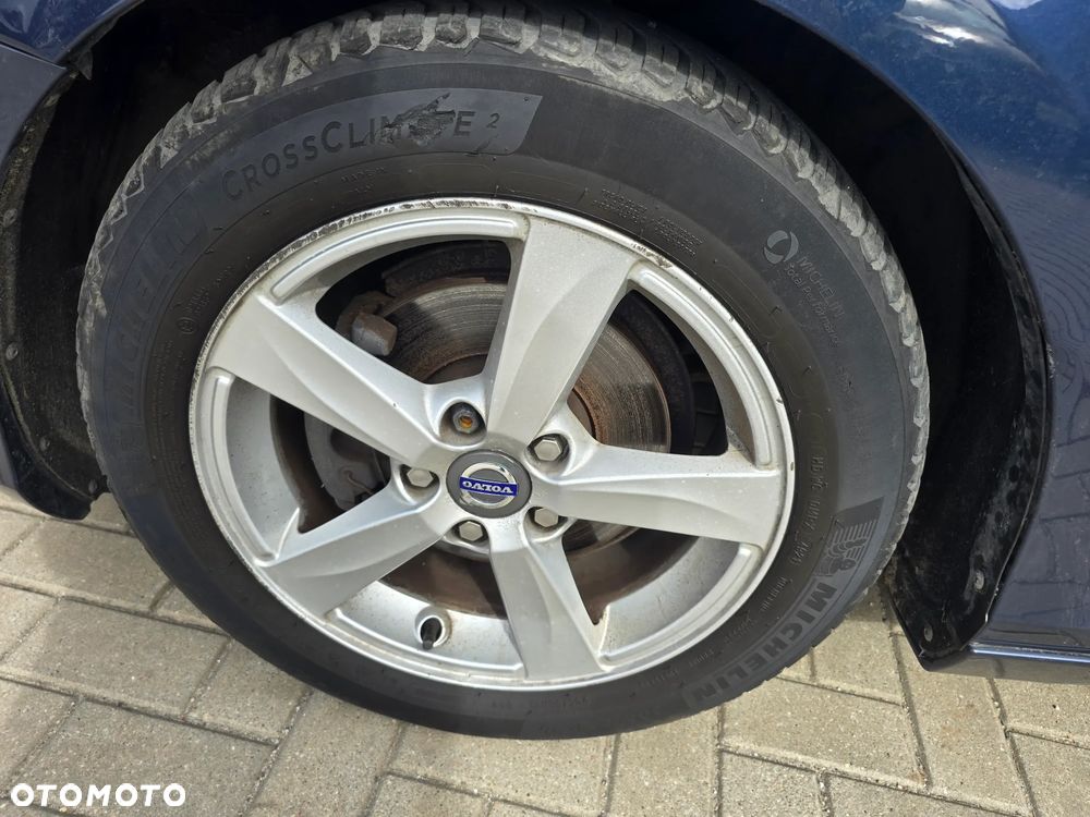 Volvo V40 - 17