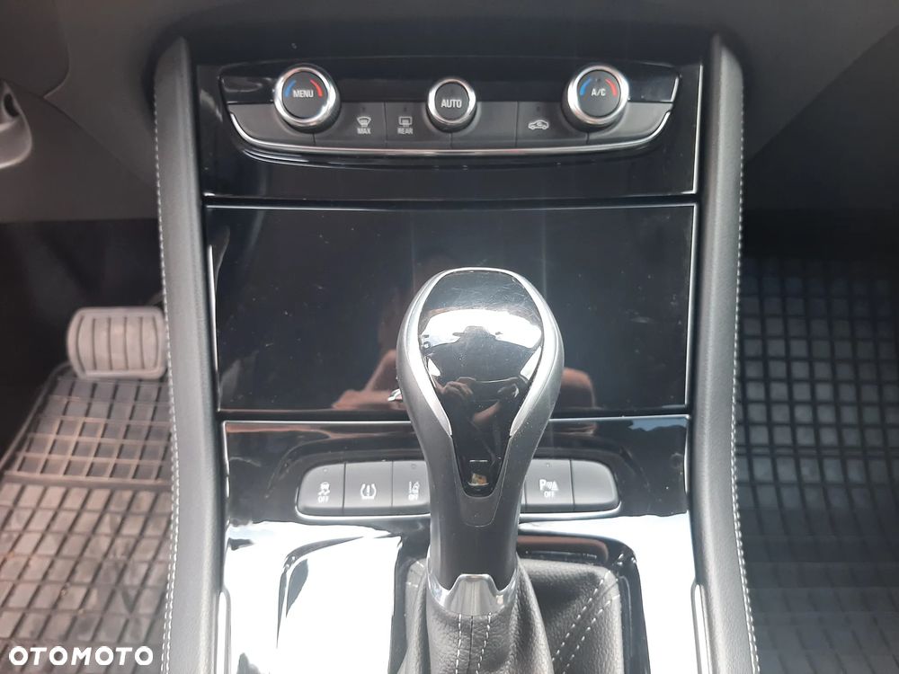 Opel Grandland X 1.2 Start/Stop Automatik Business Elegance - 26