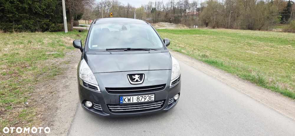 Peugeot 5008 HDI 150 Allure - 21