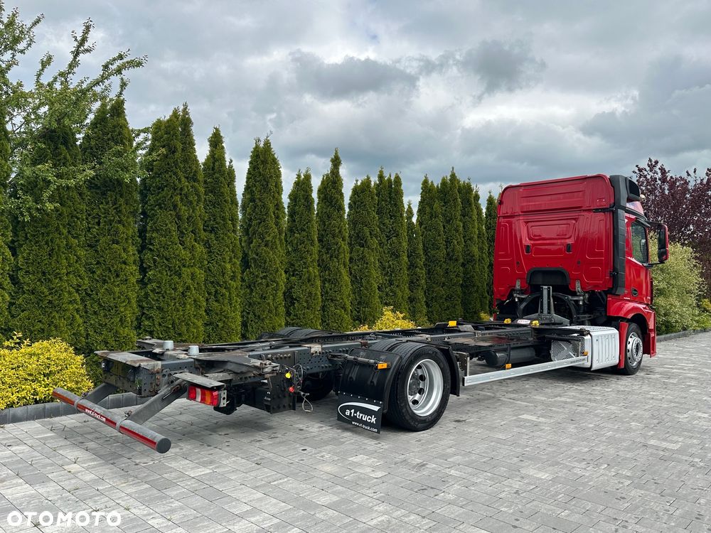 Mercedes-Benz / ACTROS / 1832 / MEGA / BDF / 159 000 tys.km. / - 26