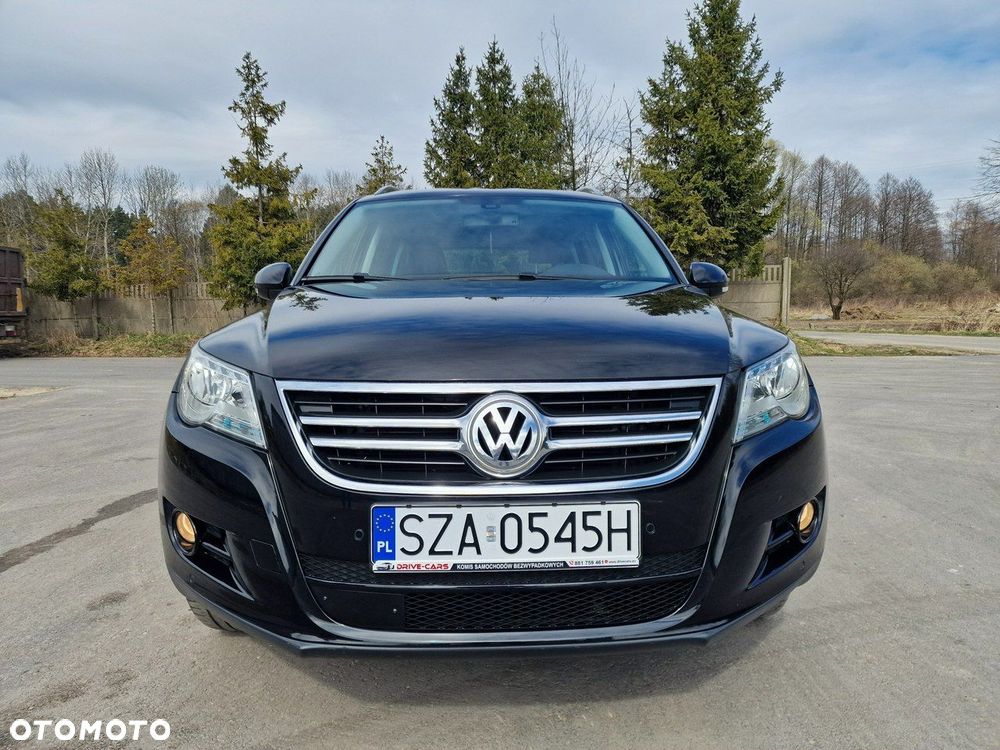 Volkswagen Tiguan 2.0 TDI DPF 4Motion BlueMotion Technology DSG Exclusive - 4