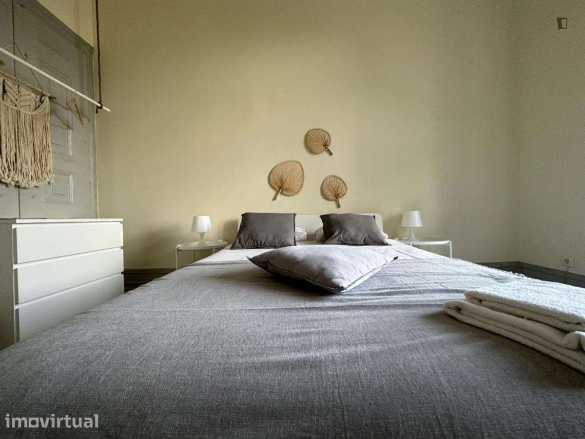 Quarto - localizado em Marquês de Pombal Lisbon - Grande imagem: 3/14