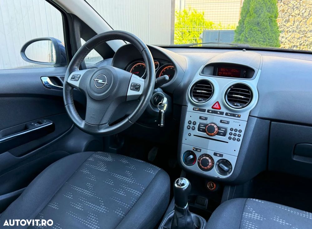 Opel Corsa 1.4 16V 150 Jahre - 9