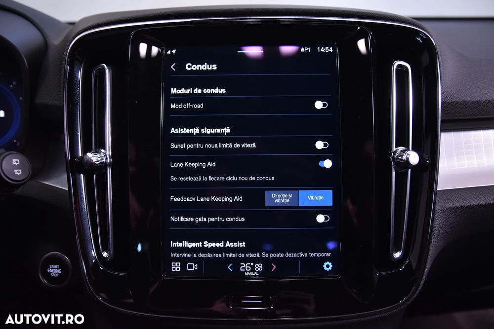Volvo XC 40 B3 AT FWD MHEV Core - 20