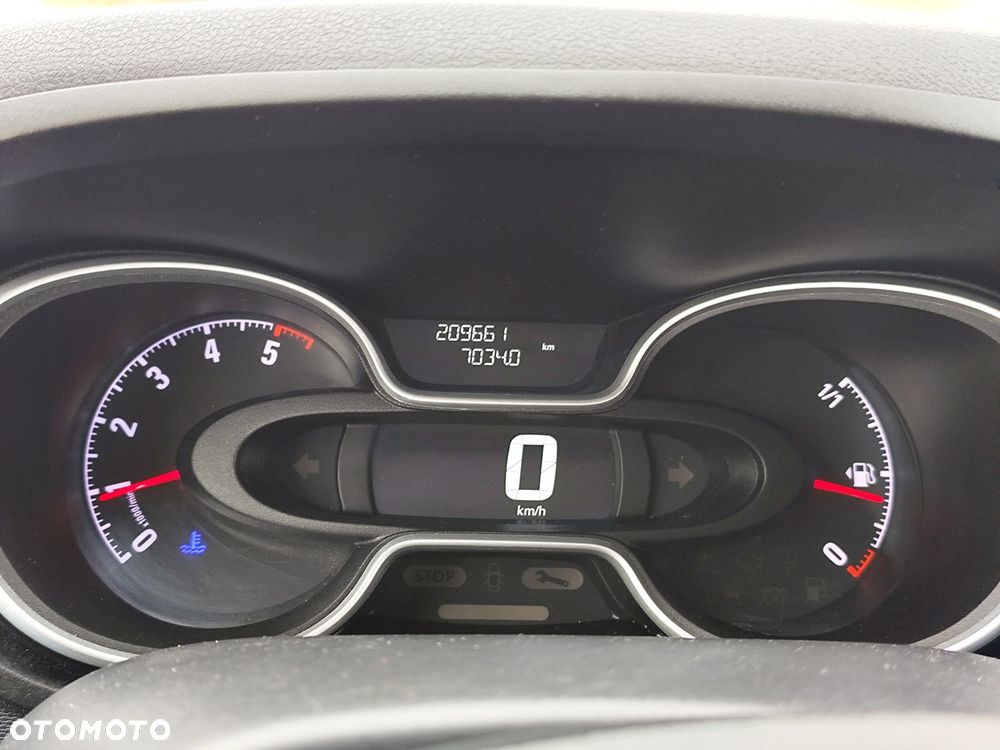 Opel VIVARO - 17