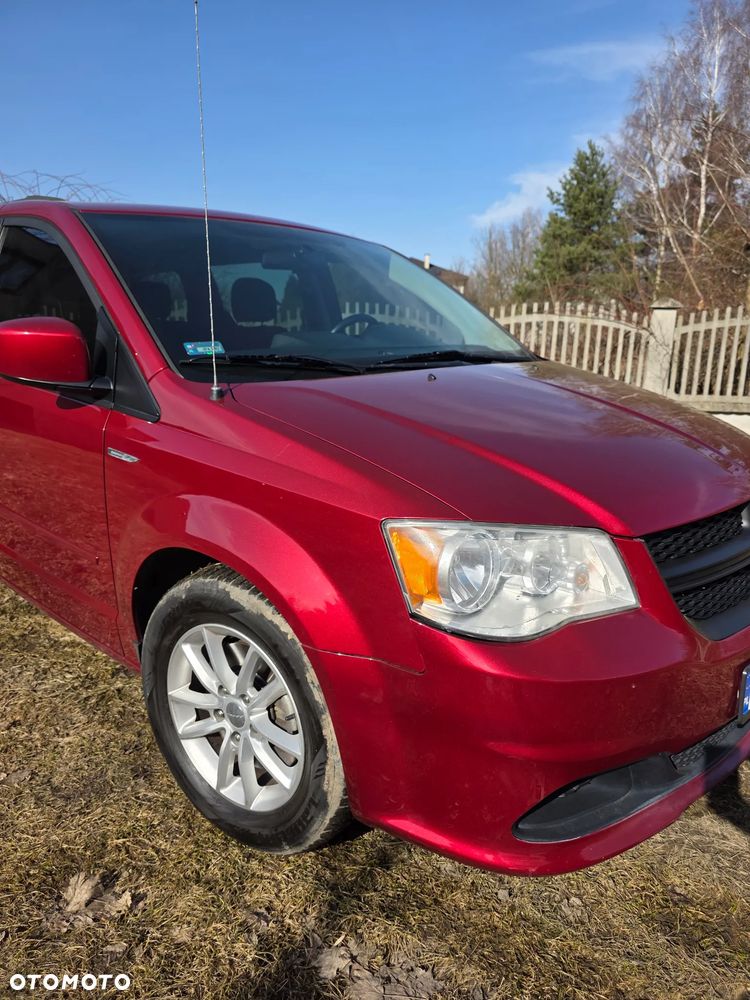 Dodge Grand Caravan - 6
