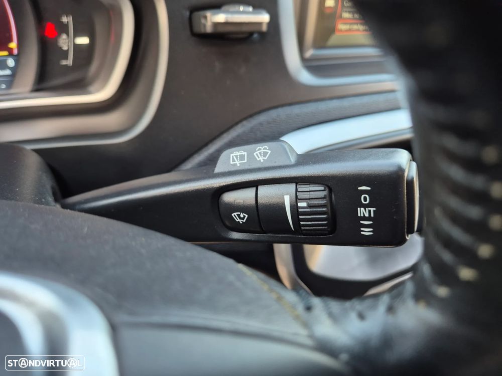 Volvo V40 1.6 D2 Eco Momentum - 22