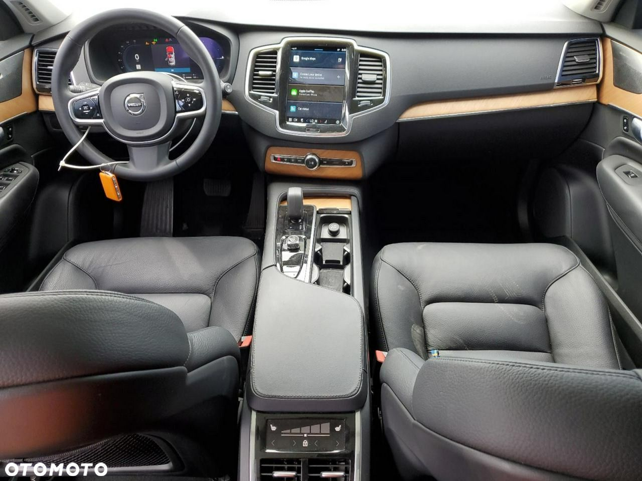 Volvo XC 90 - 9